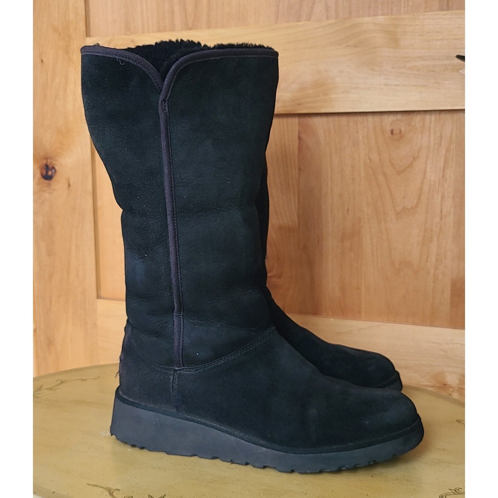 UGG Amie Tall EU 40 US 9 Black Suede Shearling Lined Wedge Boots Preppy Riding‎